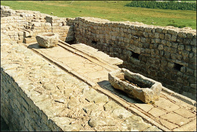 20120224-Hadrians Wall Latrine2.jpg